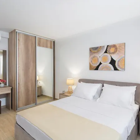 Djuro Rafailovic Apartment Budva
